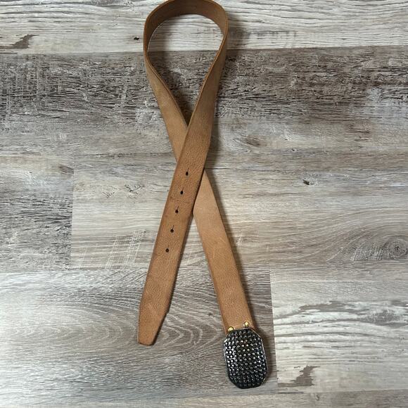 Brave Leather Studded Buckle Belt Tan Distressed Leather 42” Western Made Canada - Picture 3 of 8